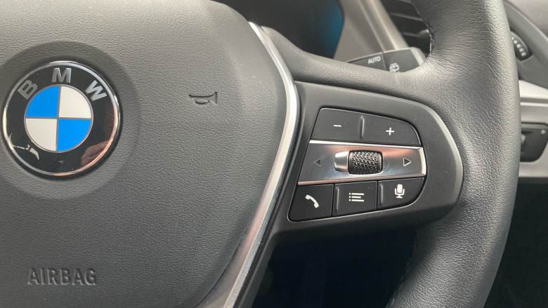 BMW 1 Series 118i SE 5dr Petrol Hatchback